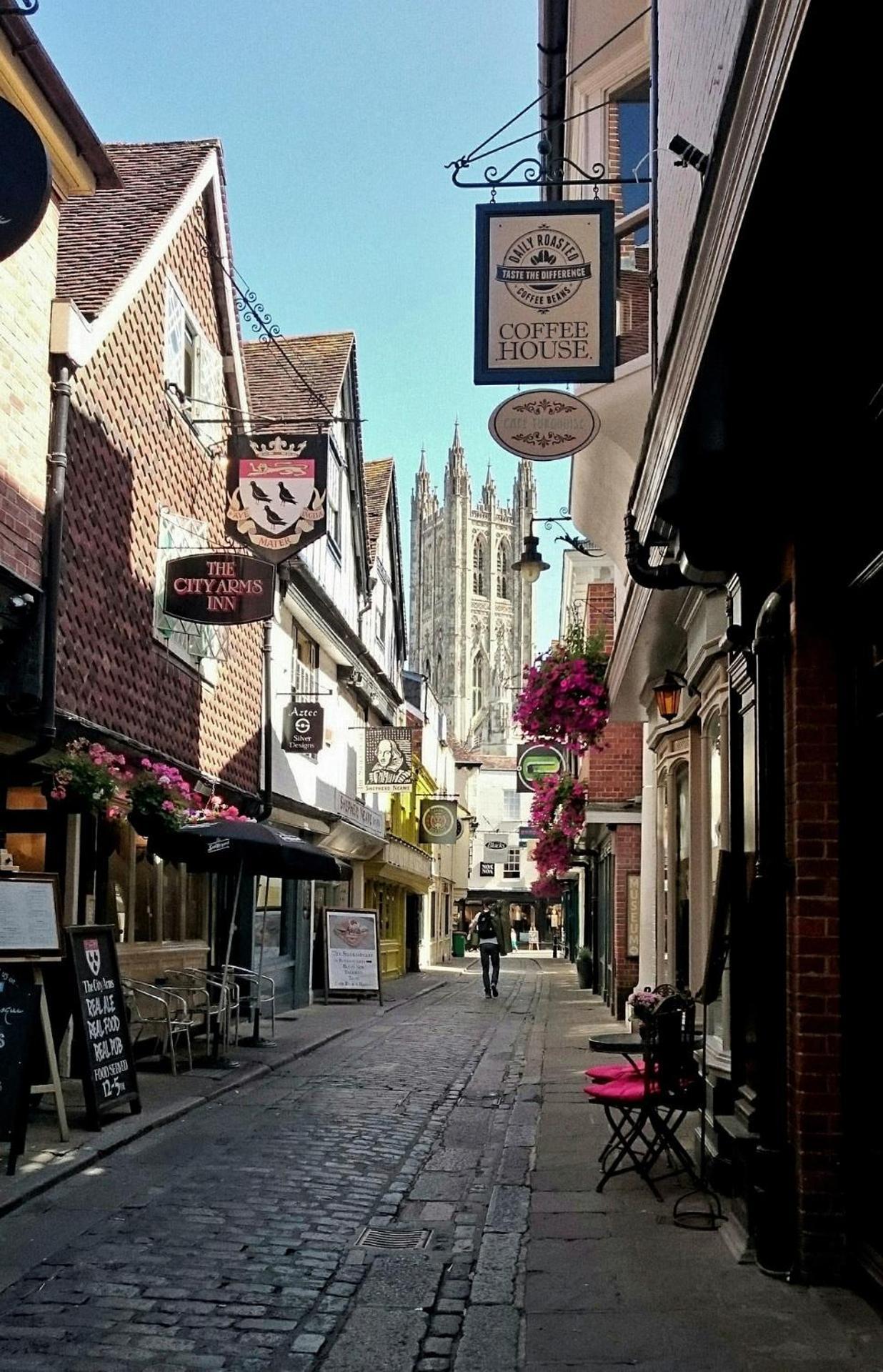 Luxury 2 Bedroom City Centre Apartment - Secure Parking - Amazing Location! Canterbury Eksteriør bilde