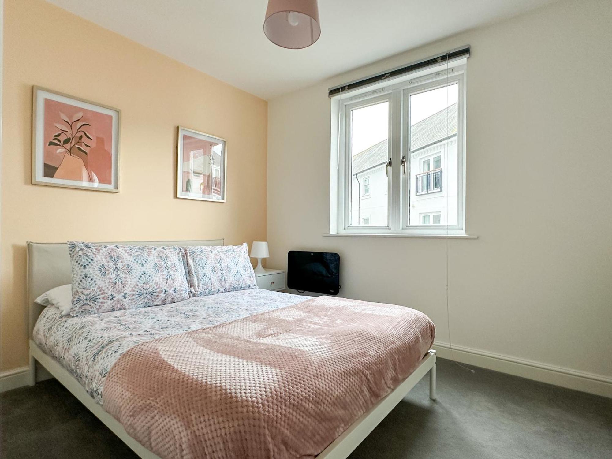 Luxury 2 Bedroom City Centre Apartment - Secure Parking - Amazing Location! Canterbury Eksteriør bilde