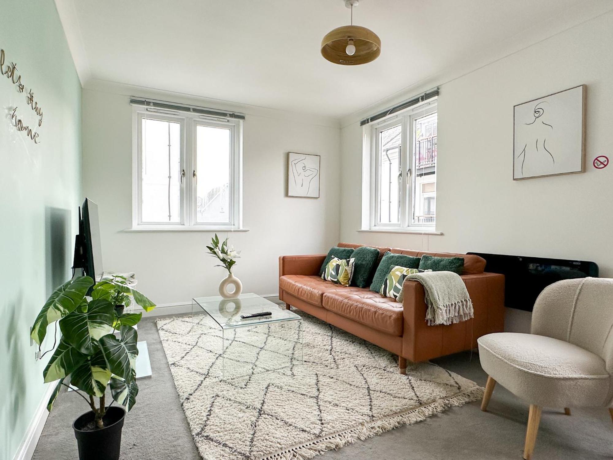 Luxury 2 Bedroom City Centre Apartment - Secure Parking - Amazing Location! Canterbury Eksteriør bilde